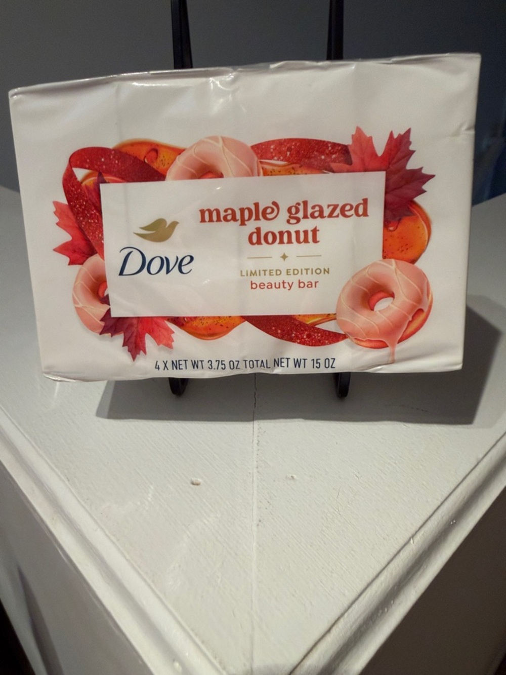 Dove Maple Glazed Donut Limited Edition Beauty Bar - Pink & Orange 4 pack